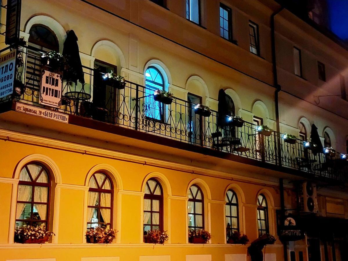 Apartments U Ratushi Camenița Exterior foto