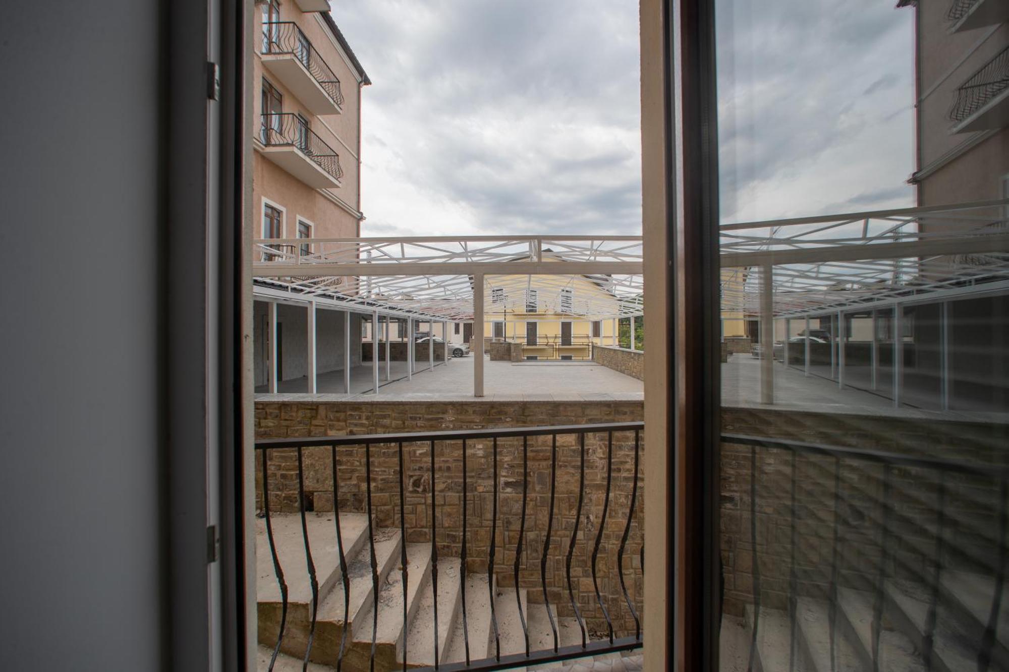 Apartments U Ratushi Camenița Exterior foto